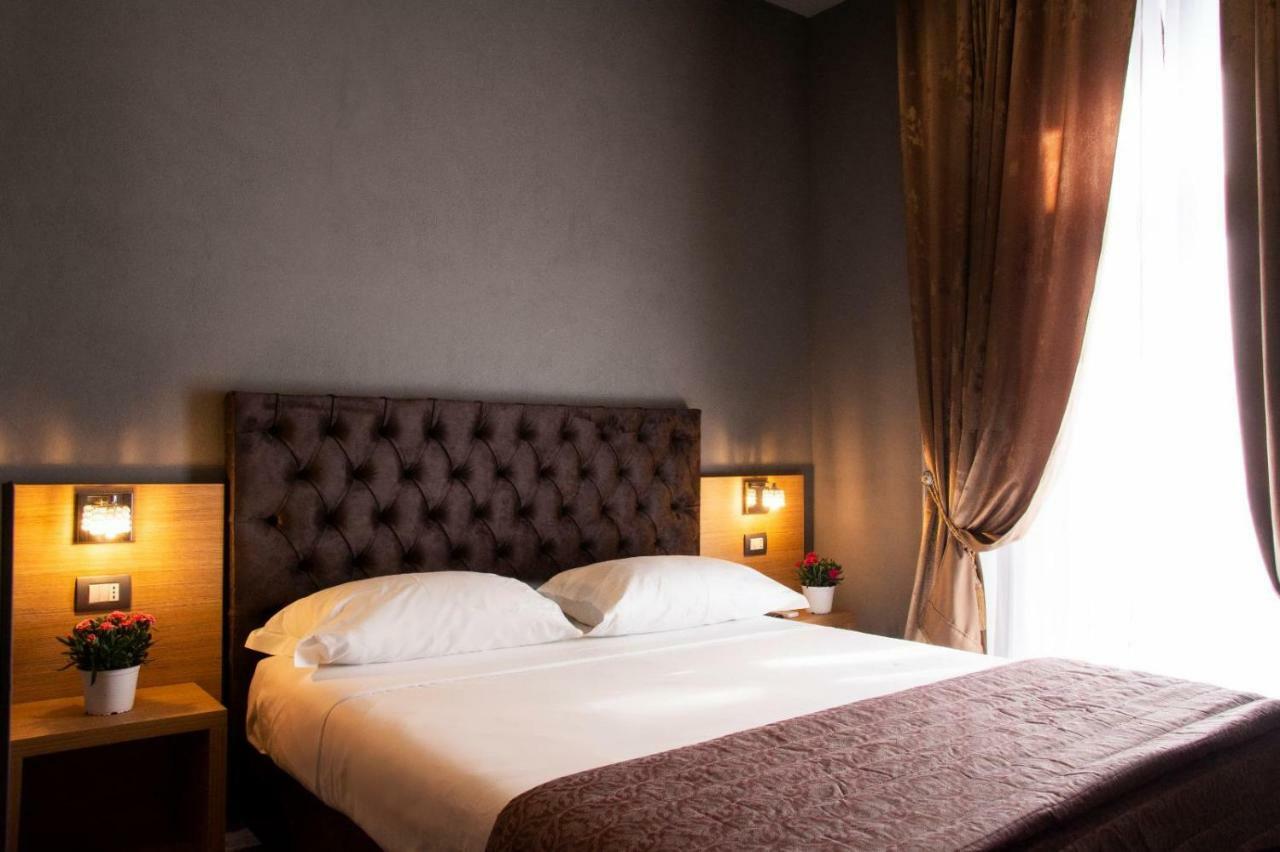 Umberto I° Suite & Spa Неаполь Екстер'єр фото